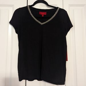 NWT Jennifer Lopez black vneck shirt